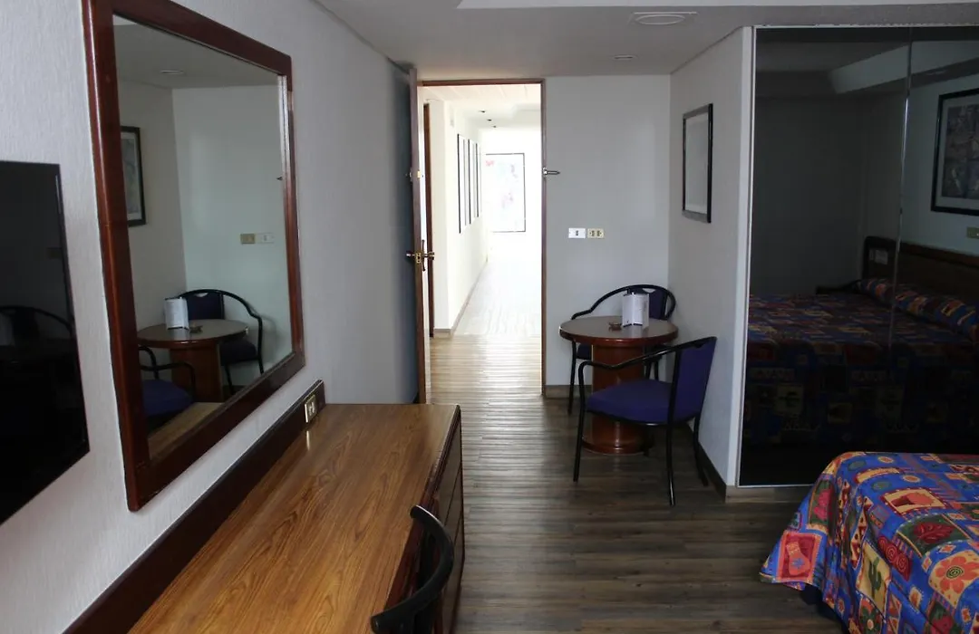Hotel del Sur-1